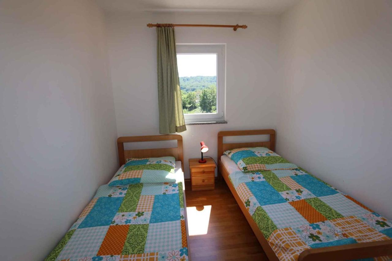 Apartments In Silo/Insel Krk 13430 Экстерьер фото